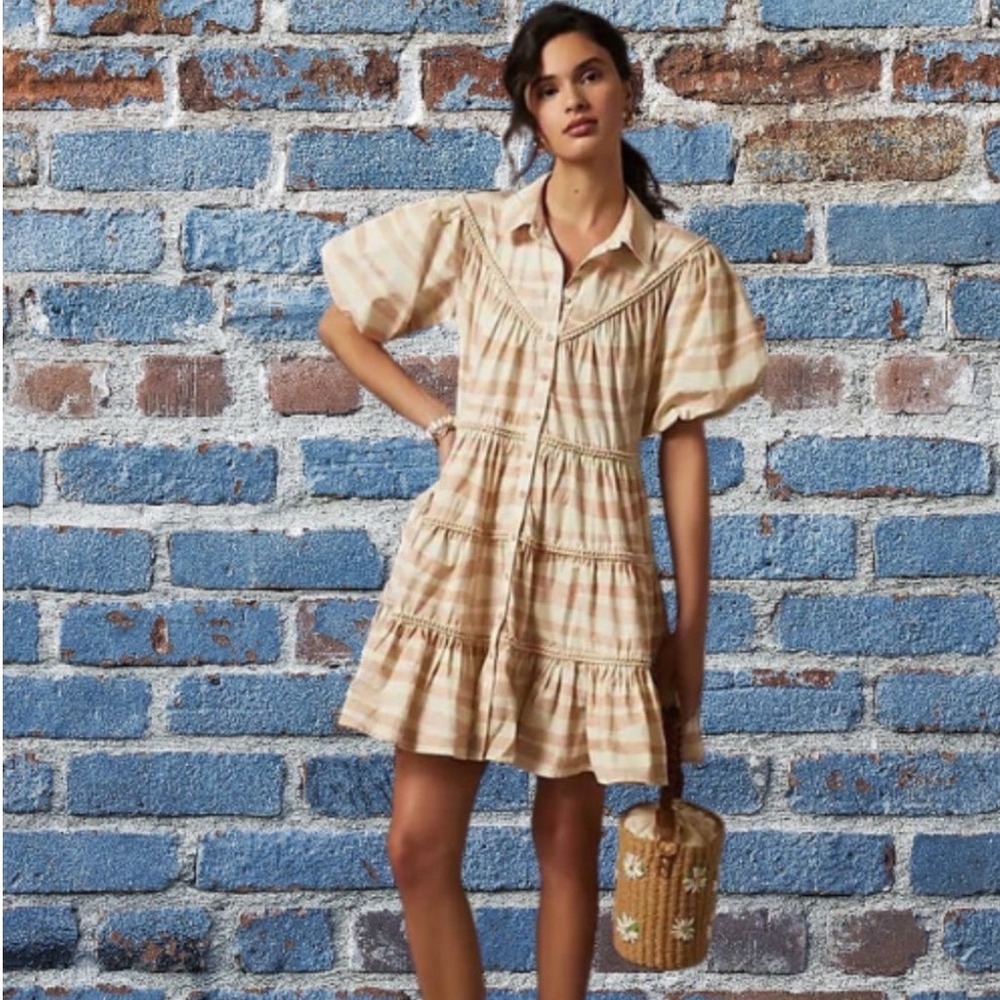Let Me Be Anthropologie Striped Puff Sleeve Tiered Mini Dress Tan Cream Sz Small